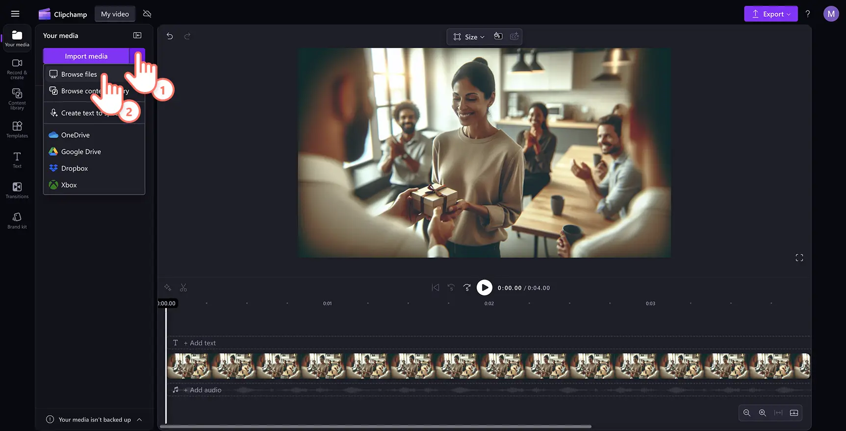 En bruker som importerer en bildefil til Clipchamp