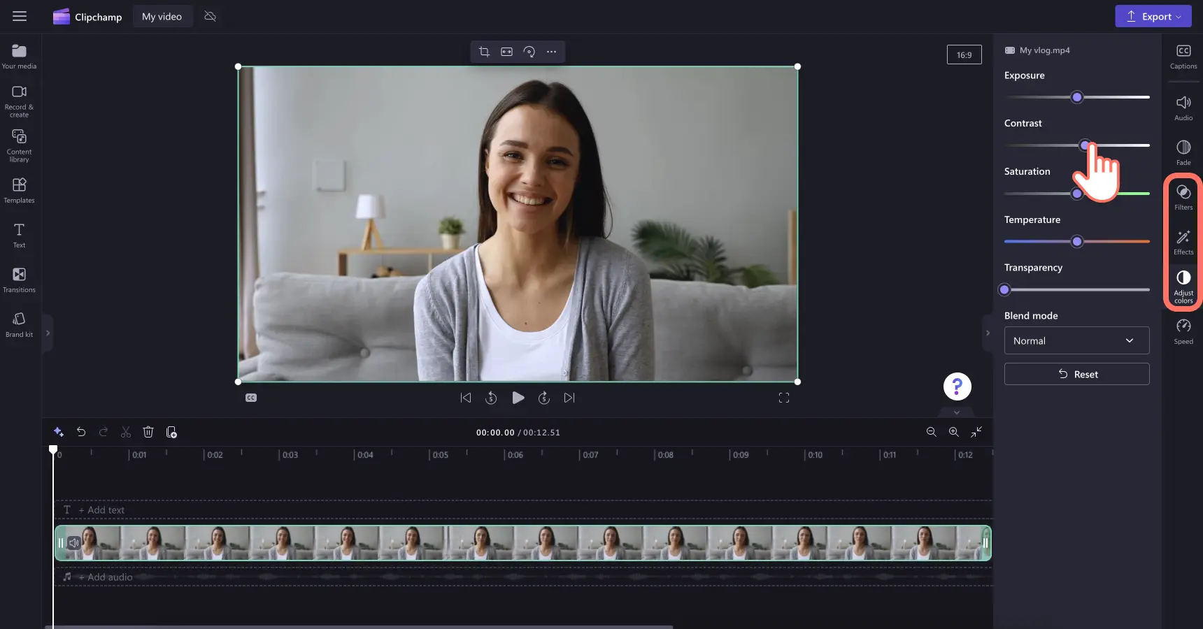 Ajustar cores com filtros no painel de propriedades.