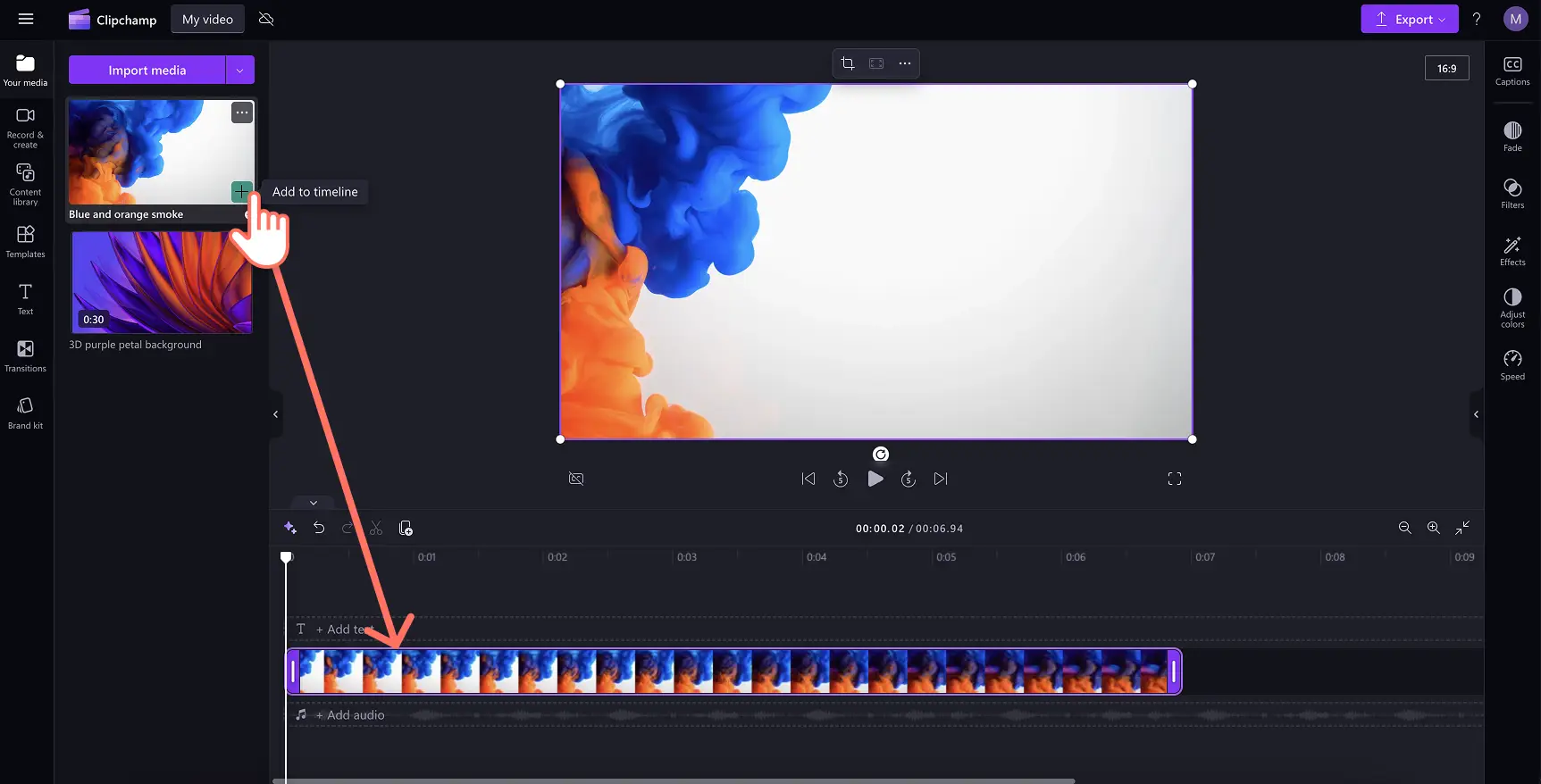 Kuva käyttäjästä lisäämässä videota aikajanalle.
