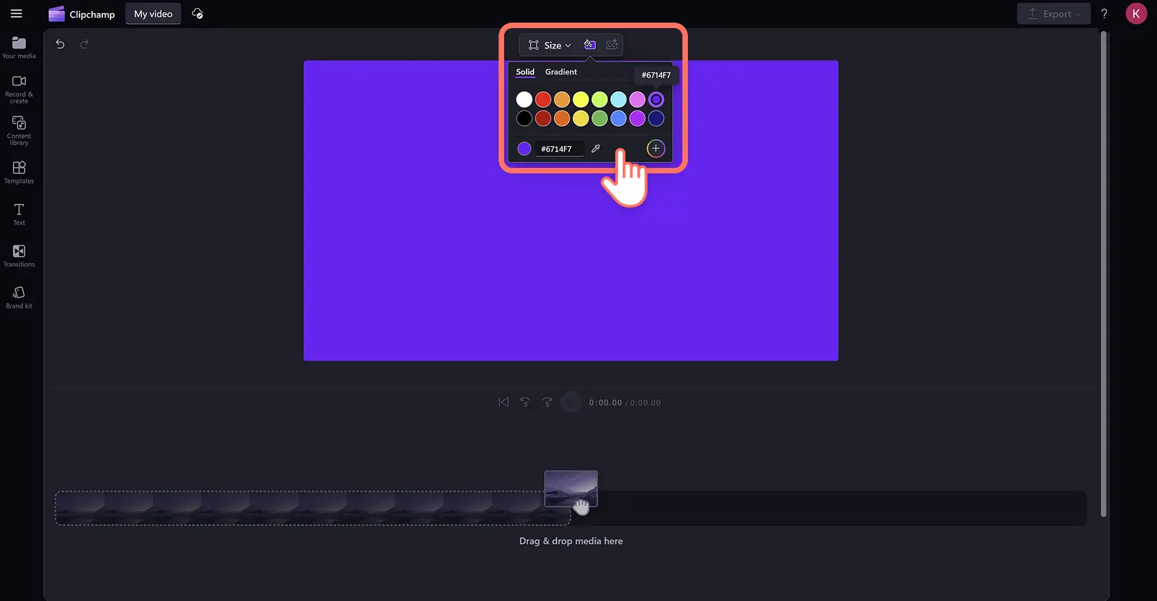 Ein Benutzer fügt mit der schwebenden Werkzeugleiste im Clipchamp Video-Editor einen farbigen Hintergrund zu einem Video hinzu