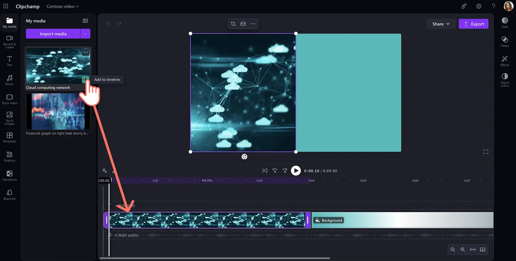 Seorang pengguna mencipta pengenalan video menggunakan video stok dan latar belakang