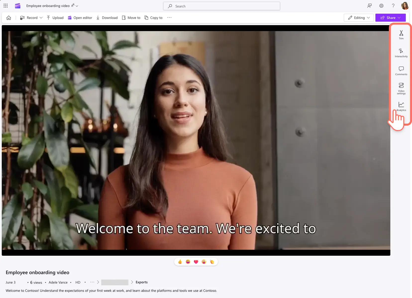 Usuário escolhendo a guia "Análise" no Clipchamp