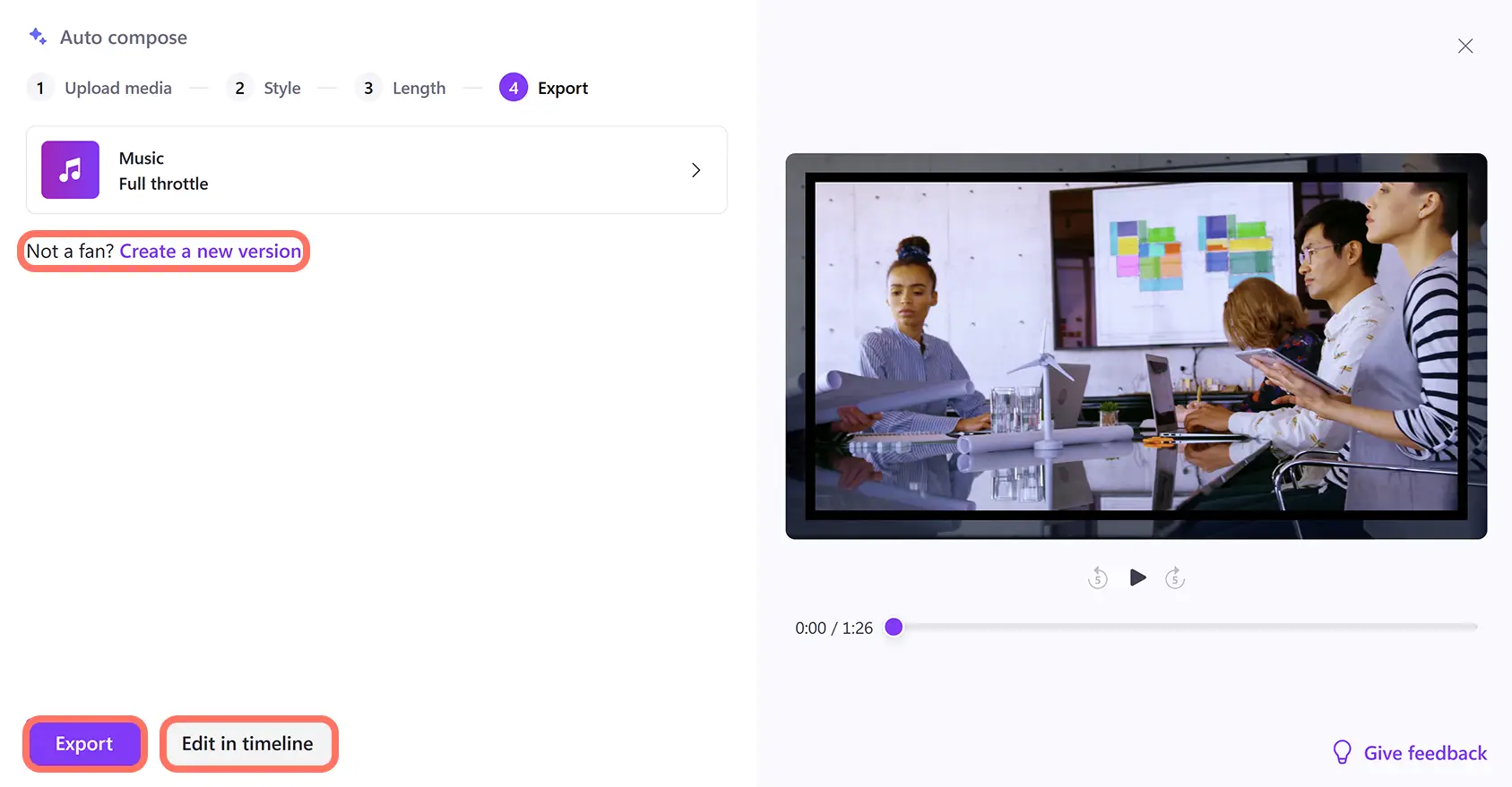 Clipchamp video düzenleyicide otomatik oluşturma dışa aktarma veya düzenleme seçeneklerini önizleyen bir kullanıcı.