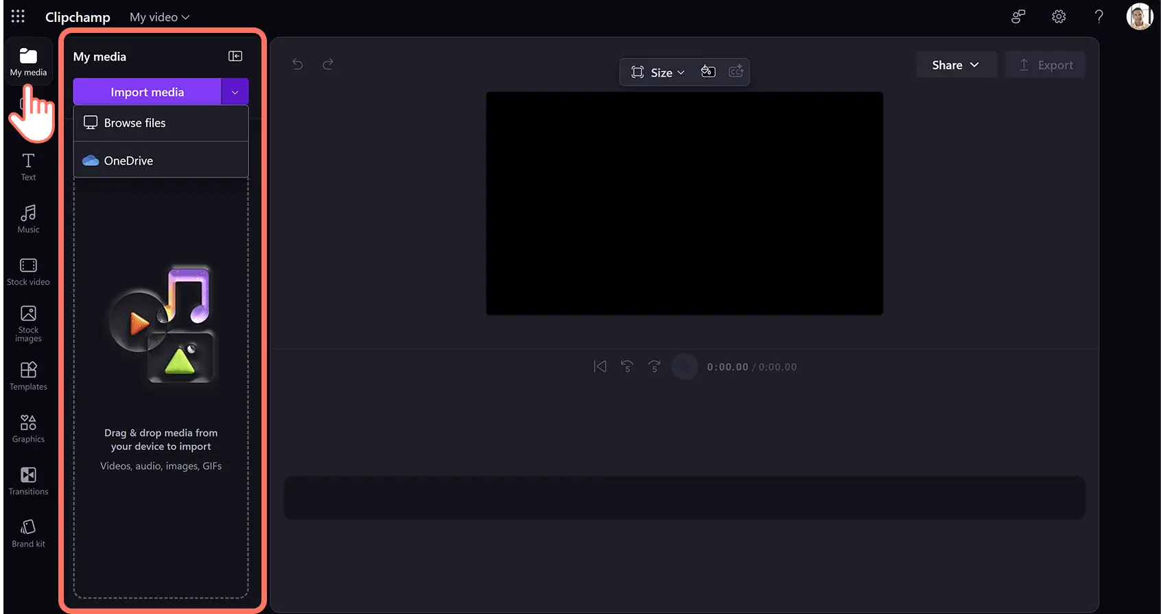 Usuário importando mídia no Clipchamp para o trabalho.