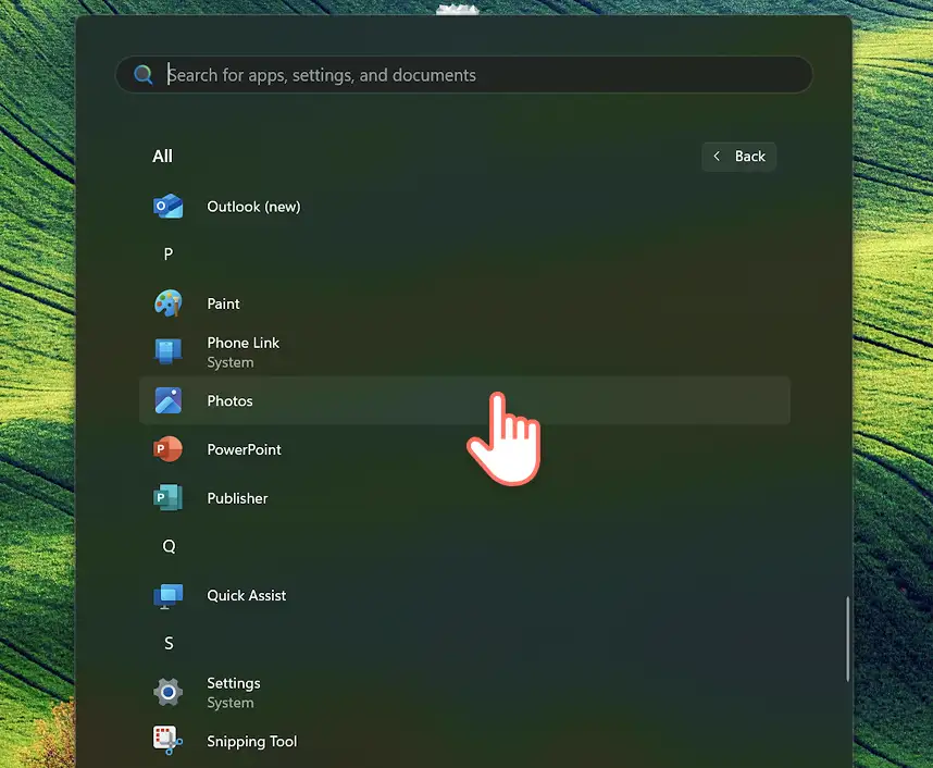 Obraz przedstawiający opcje menu Start systemu Windows 11 z wybraną aplikacją Zdjęcia