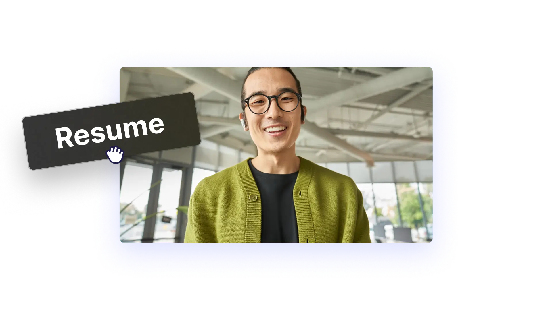 Overlay text, graphics in video resumes 